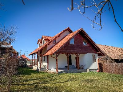 Új építésű ház Székelyszentmihályon - 13 ár telekkel