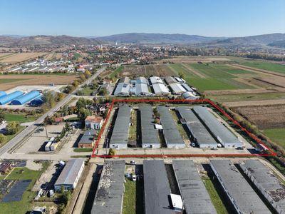 Ipari csarnokok 𝐒𝐙É𝐊𝐄𝐋𝐘𝐊𝐄𝐑𝐄𝐒𝐙𝐓Ú𝐑𝐎𝐍