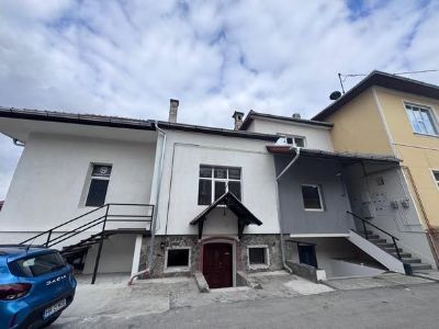 Kiadó kereskedelmi ingatlan Székelyudvarhelyen – 5. bélyegkép