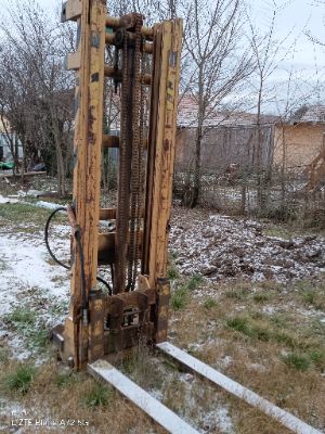 Traktor  – 1. bélyegkép