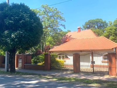 Eladó gyönyörű családi ház (vállalkozásra is) Gyógyfürdő szomszédságában Magyarországon